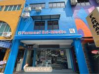 All-You-Need Room for 4, Walk & Drive Around to Tourist Hotspot, EDEN - Bed and Breakfast Malakka