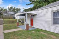 Modern Garden 1BR | Laundry + Pets OK | Quiet - Chambres d'hôtes Saint Joseph