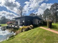 Cottage at Goulburn River Lodge - B&B Acheron