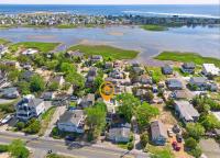 Riverside Retreat Minutes to Beach Updated Kitchen - Bed and Breakfast Newburyport