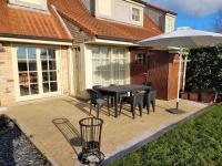 Nice holiday home in a quiet area in De Haan - B&B De Haan