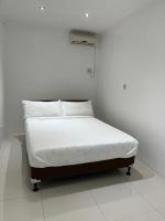 Seaview Heights Apartment - Ferienwohnung Suva