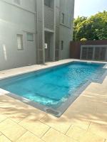 Luxury 3BR Apartment 2 Min Pereybere Beach & Pool - Ferienwohnung Grand Baie