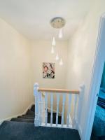 4BD Spacious detached House in Birmingham suitable for Contractors and family's with free parking on private drive sleeps 9 - Chambres d'hôtes Birmingham