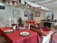 2 Bedroom Cottage Close to Perranporth Beach - B&B Roche