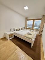 Apartment mit 2 Schlafzimmern und Flussblick 