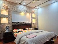 Pine Stay Premium 3 Bedroom Furnished Family Home - Chambres d'hôtes Lahore
