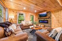 Luxurious & Family Friendly - Hot Tub - Game Room - Chambres d’hôtes Pigeon Forge