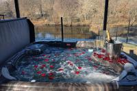 Chez Maud et Fab - B&B Dinozé