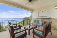 Stunning Condo with Panoramic Beach, Ocean, and Mountain Views in Playa Flamingo - B&B Playa Flamingo