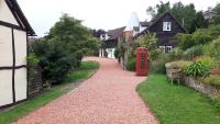 Whitewells Farm Cottages - 7 exceptionally well appointed pet friendly barn conversions set in 10 acres of gardens, fields and woodland suitable from 2 to 24 people with breathtaking views towards the Malvern Hills, Herefordshire and Worcestershire - Chambres d'hôtes Mathon