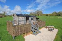 Charming Hut with Outdoor Bath & Decking Sea Views - B&B Sidmouth