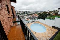 Casa Colonial Espaçosa com Piscina eVista incrivel - B&B São Lourenço