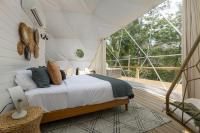 Glamping Dome Hot Tub, Fire Pit & Forest Views - B&B Simpson