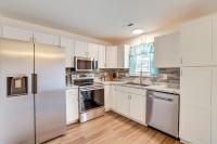Family Home in Fountain Inn, 2 Mi to Main St! - Chambres d'hôtes Fountain Inn