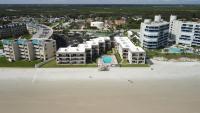 Beachside 1st Fl Condo - B&B New Smyrna Beach