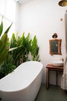 Habitación con cama grande 