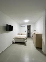 Living Yellow - Bed and Breakfast El Abejorro