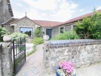 Leigh Holt, with games room nr Shepton Mallet, Somerset - Chambres d’hôtes Cranmore