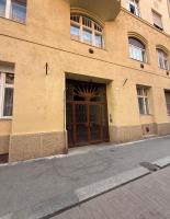 Designer Luxury Loft & Deak Square Next to Dohany Street Synagogue - B&B Budapest