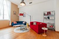 L'horloge de l'écusson - B&B Nîmes