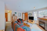 The Lagoons 72 - B&B Whistler