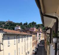 Bright frescoed attic in the city center, Brescia - Bed and Breakfast Brescia