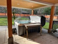 Large ocean view family retreat - B&B Comox