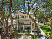 The Manchester Big 3bd Condo 1 block to beach - Bed and Breakfast Folly Beach