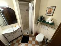 Apartamento de 2 dormitorios con balcón