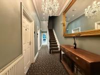 Number One Hundred Bed And Breakfast - B&B Cardiff