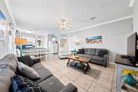 Orange Beach Villas - Beach Retreat by Youngs Suncoast - Bed and Breakfast Orange Beach