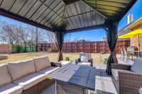 4 Mi to Dtwn: Family Home w/ Games in Frisco - Chambres d'hôtes Frisco