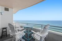 Beautiful 3 BR Direct Oceanfront Condo with Private Balcony at The Wyndham Ocean Walk Resort - Chambres d'hôtes Daytona Beach