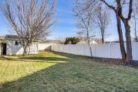 Private Yard & Basketball Hoop: Bright SLC Escape - B&B Salt Lake City