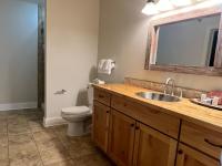 Whispering Pines Lake Views 1BR King Suite - B&B Two Harbors