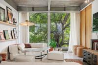 New Listing Modern Hollywood Hills Sanctuary by Colby & Conrad - B&B Los Angeles