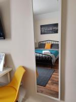King En-Suite Room Self-Catering Workspace - Bed and Breakfast Hounslow