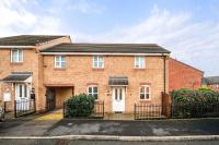 Stylish 3BR Home - Sleeps 7 - 15 Min to City Centre, Parking Garden & Fast Wi-Fi - Chambres d'hôtes Manchester