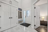 Luxury Retreat For Large Groups - Ferienwohnung Calgary