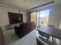 Stylish One-Bedroom Apartment with Balcony & Sea Views - Ferienwohnung St Paul's Bay