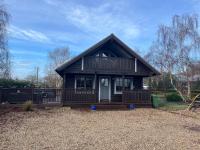 Norfolk 3 bedroom lodge with hot tub - B&B King's Lynn