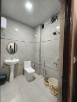 Shreenika Home Stay - Bed and Breakfast Ayodhya