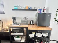 Studio 14 - 2 min du Bord de l'eau Foyer & Barbecue - Bed and Breakfast Sainte-Anne-de-Beaupré