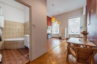 Spacious Apartment near Liget Budapest - B&B Budapest