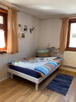 Einzelzimmer am Homboller Hof mit Gemeinschaftsraum - B&B Duchtlingen