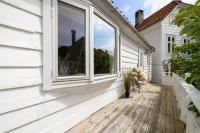 Historic Bergen House with Sunny Terrace - Ferienwohnung Bergen