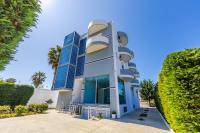 1BR Apartment with Mountain Views Golem by PikHost - B&B Golem