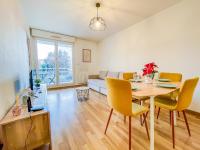 Appartement lumineux à 2 mins à pied de la gare - B&B Clermont-Ferrand