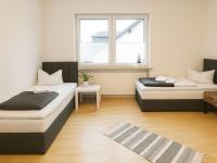 SUNNYHOME Monteurwohnungen und Apartments in Schwandorf - Bed and Breakfast Schwandorf in Bayern